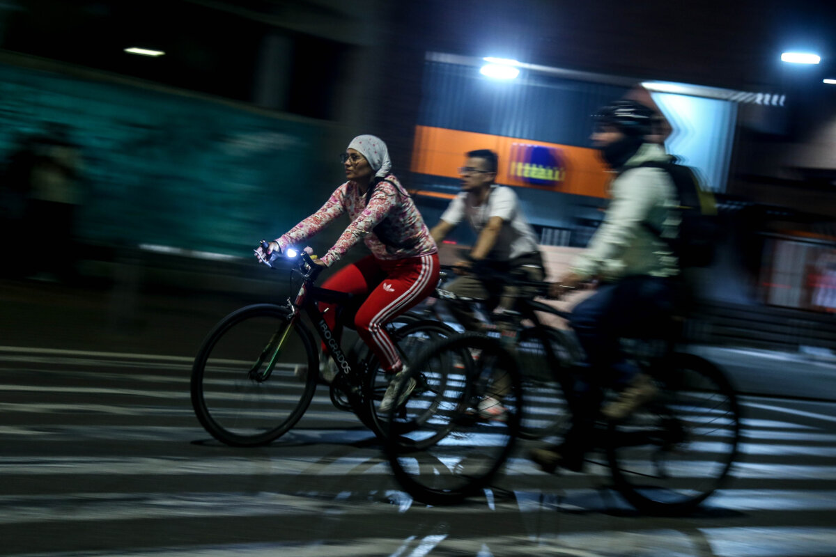 Vea las vías habilitadas para la ciclovía nocturna de este 15 de diciembre  Una de las actividades más esperadas en diciembre es la ciclovía nocturna, por eso el Instituto Distrital de Recreación y Deporte (IDRD)&nbsp;anunció las vías que se habilitaran para que los bogotanos puedan pasar un rato en familia este jueves 15.