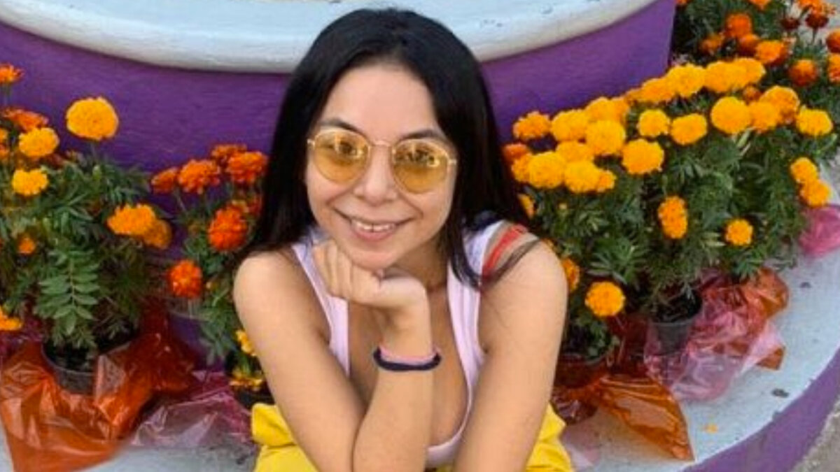 ¡Trágico final! joven se lanzó de un taxi para evitar secuestro y murió Un trágico hecho se presentó el pasado martes 2 de noviembre, cuando una jovencita de tan solo 23 años se lanzó de un taxi en movimiento, en medio del desespero que sintió cuando al parecer iba a ser secuestrada por el conductor.