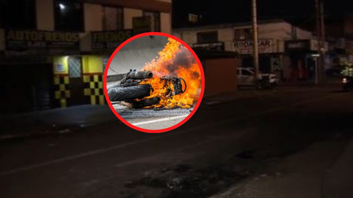 A pillos en Suba les quemaron la moto y les dieron una 'paloterapia' Los ciudadanos continúan haciendo justicia por mano propia, pues están cansados de la delincuencia que se vive a diario en Bogotá. En esta oportunidad, varias personas que residen en el barrio Prado Veraniego, en la localidad de Suba, detuvieron a dos pillos que estaban en una moto y los golpearon.