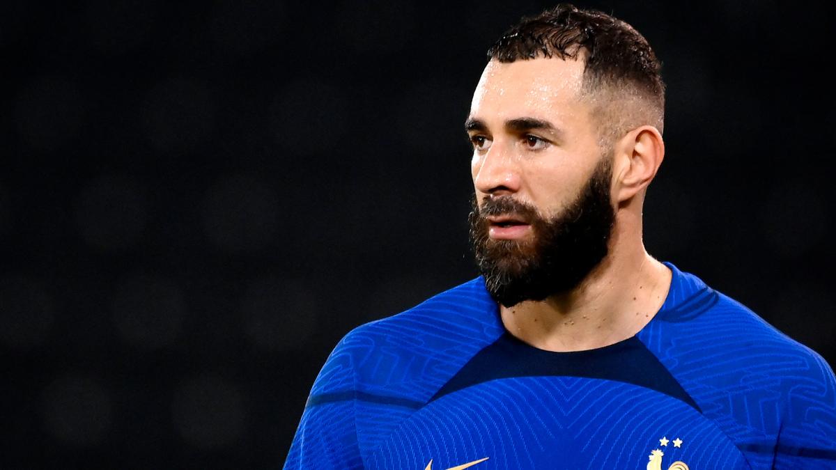 Benzemá se despide de la Selección de Francia "¡Hice el esfuerzo y los errores necesarios para estar donde estoy hoy y estoy orgulloso de ello! He escrito mi historia y la nuestra se acaba", escribió Benzemá en Twitter.