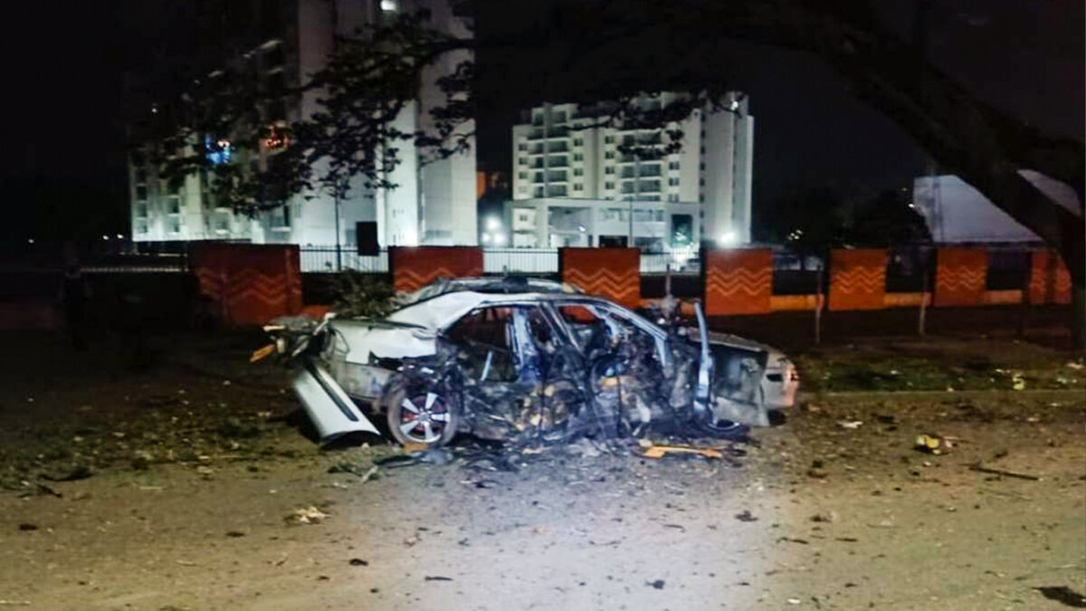 Carro bomba fue detonado en Jamundí Un carro bomba detonó en la madrugada de este miércoles en el municipio de Jamundí, en la vía que comunica al municipio con el corregimiento de Potrerito.
