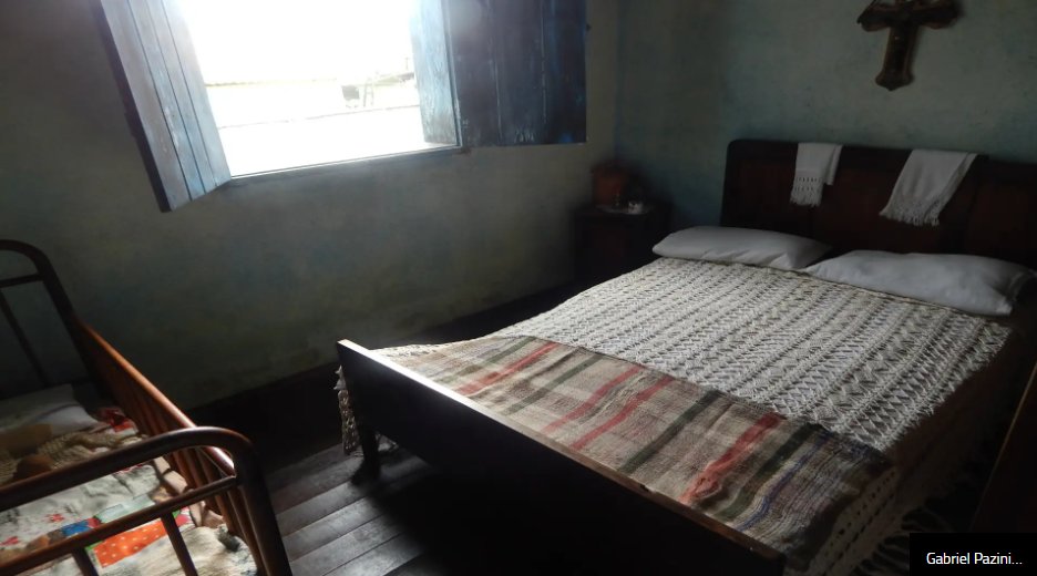 EN FOTOS: La casa en la que nació Edson Arantes do Nascimento El astro de la historia del fútbol, Edson Arantes do Nascimento, Pelé, tejió un brillante carrera en el deporte universal. Con luz propia el fútbol lo sacó de las canchas de tierra en su natal Tres Coraçoes, un pequeño municipio brasileño ubicado en el estado de Minas Gerais. Allí se conserva algo del hogar donde nació.