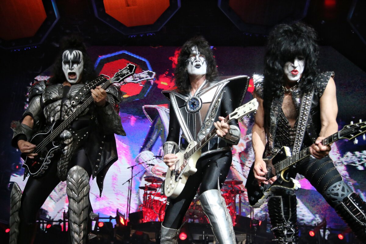 El estadio El Campín de Bogotá volverá a llenar de rock 9 El estadio El Campín de Bogotá volverá a llenar de rock Ya se confirmó la nómina del nuevo festival que se realizará en Colombia el próximo año: Monsters of Rock.