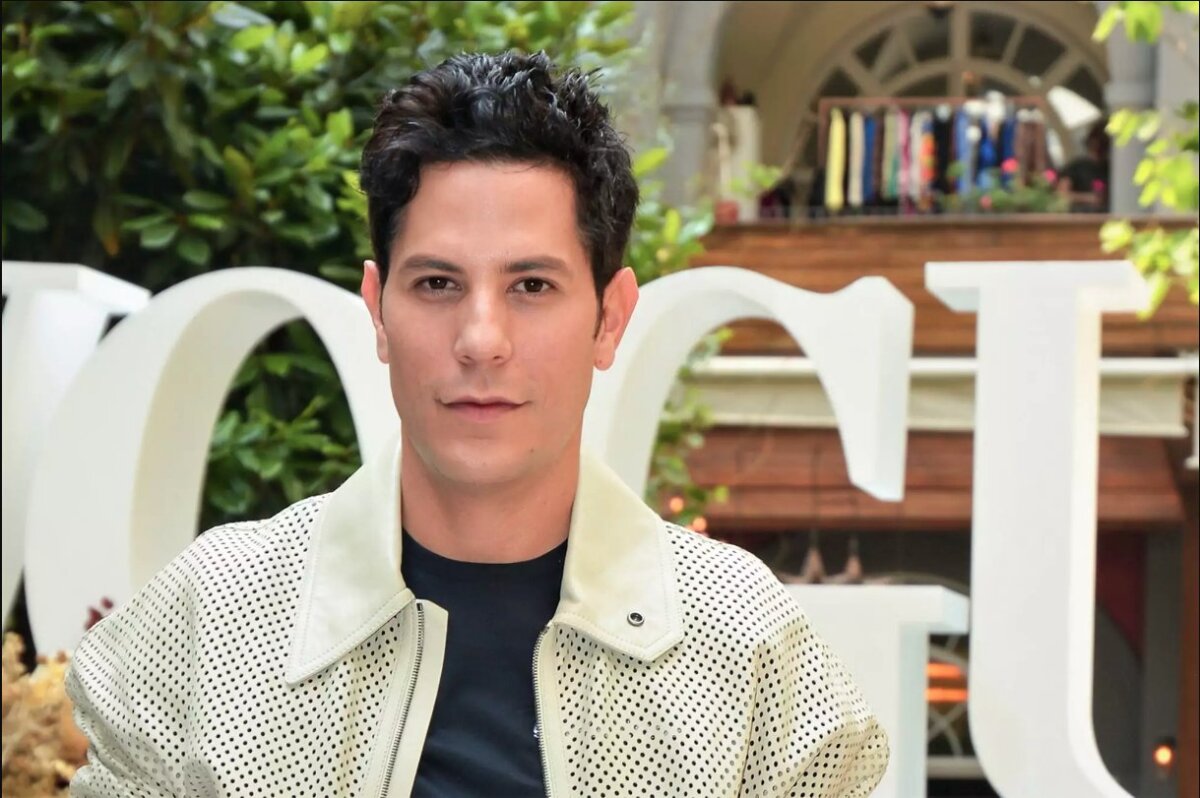 Integrante de RBD consumía cocaína antes de cada concierto El exintegrante de RBD Christian Chavéz, dio una polémica entrevista en el programa de YouTube ‘La entrevista con Yordi Rosado’, que ha causado revuelo a nivel mundial por sus declaraciones, que estuvieron cargadas de sinceridad, risas y llanto.