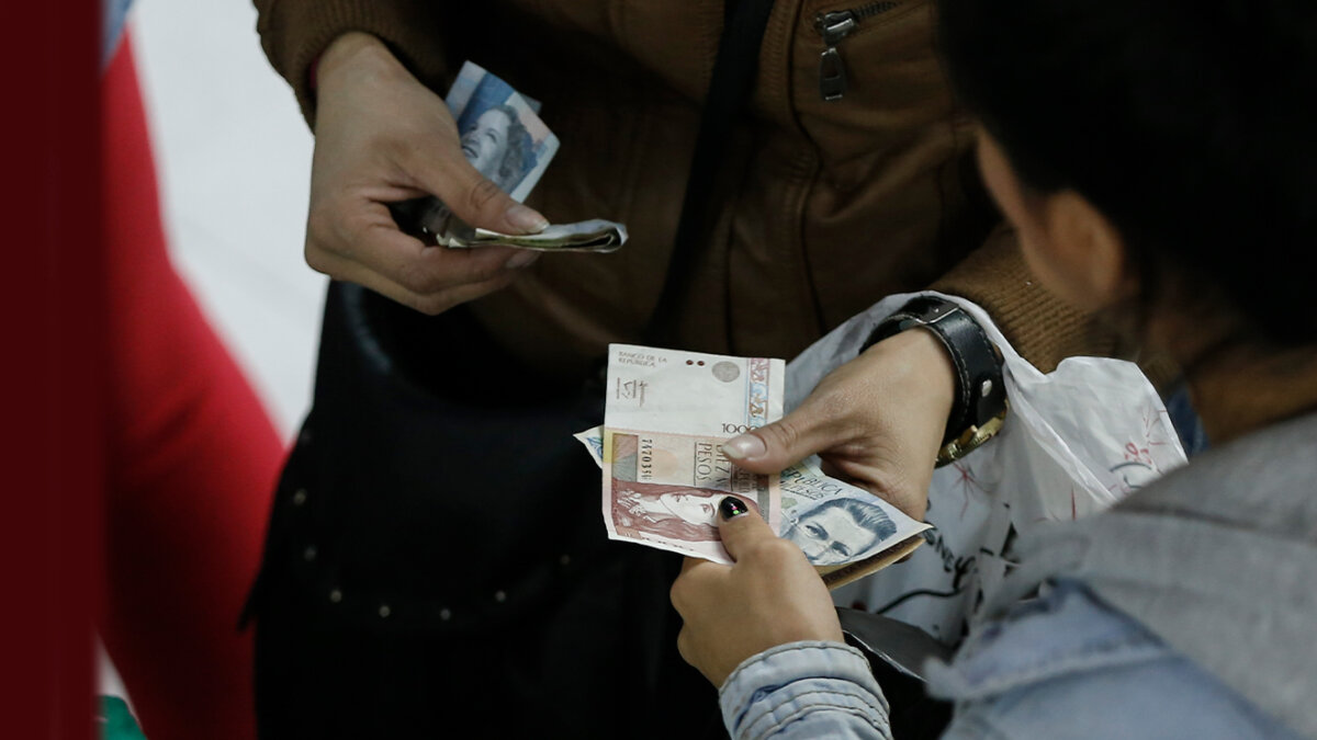 Ojo a estos consejos para manejar bien el dinero e iniciar el 2023 10 Ojo a estos consejos para manejar bien el dinero e iniciar el 2023 Consejos como ser ordenado con el pago de la cuotas de la tarjeta de crédito, evitará que lo ahoguen las 'culebras' y no le falte el dinero.