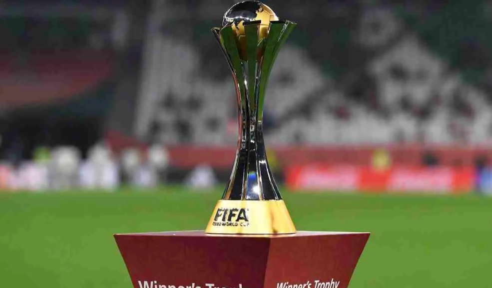 La Fifa revolcará el Mundial de Clubes y meterá un montón de equipos La&nbsp;Fifa&nbsp;anunció este viernes, 16 de diciembre, que aprobó la&nbsp;creación de un Mundial de&nbsp;Clubes con 32 equipos&nbsp;para 2025.