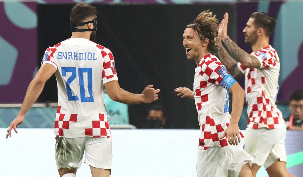 Croacia se quedó con el tercer puesto del Mundial tras derrotar a la poderosa Marruecos 2 Croacia se quedó con el tercer puesto del Mundial tras derrotar a la poderosa Marruecos Aunque Croacia no logró vencer a Argentina para meterse a la final, derrotó a Marruecos en la lucha por el tercer puesto del Mundial.