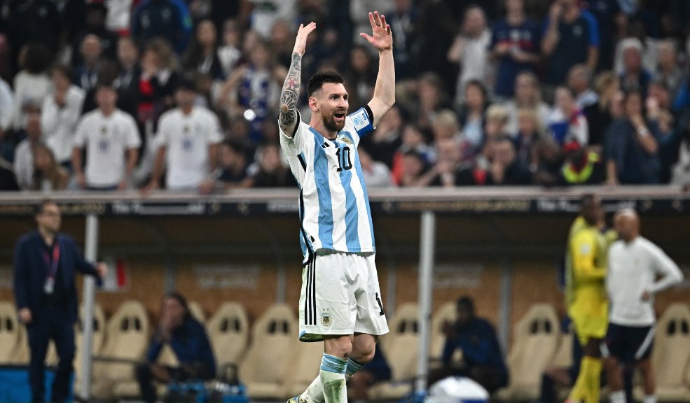 ¡Argentina: campeón del mundo! 1 ¡Argentina: campeón del mundo! A Messi se el cumplió el milagrito y cerró con broche de oro su ciclo en los Mundiales, tras vencer a Francia y levantar la Copa del Mundo desde el punto penal.
