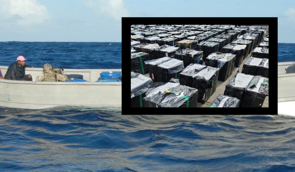 Decomisan contrabando por $497 millones en aguas colombianas 5 Decomisan contrabando por $497 millones en aguas colombianas 354 cajas de cigarrillos y 314 de licores de contrabando que eran transportadas en una embarcación tipo metrera en aguas del golfo de Urabá fueron incautadas en las últimas horas por la Armada Nacional.