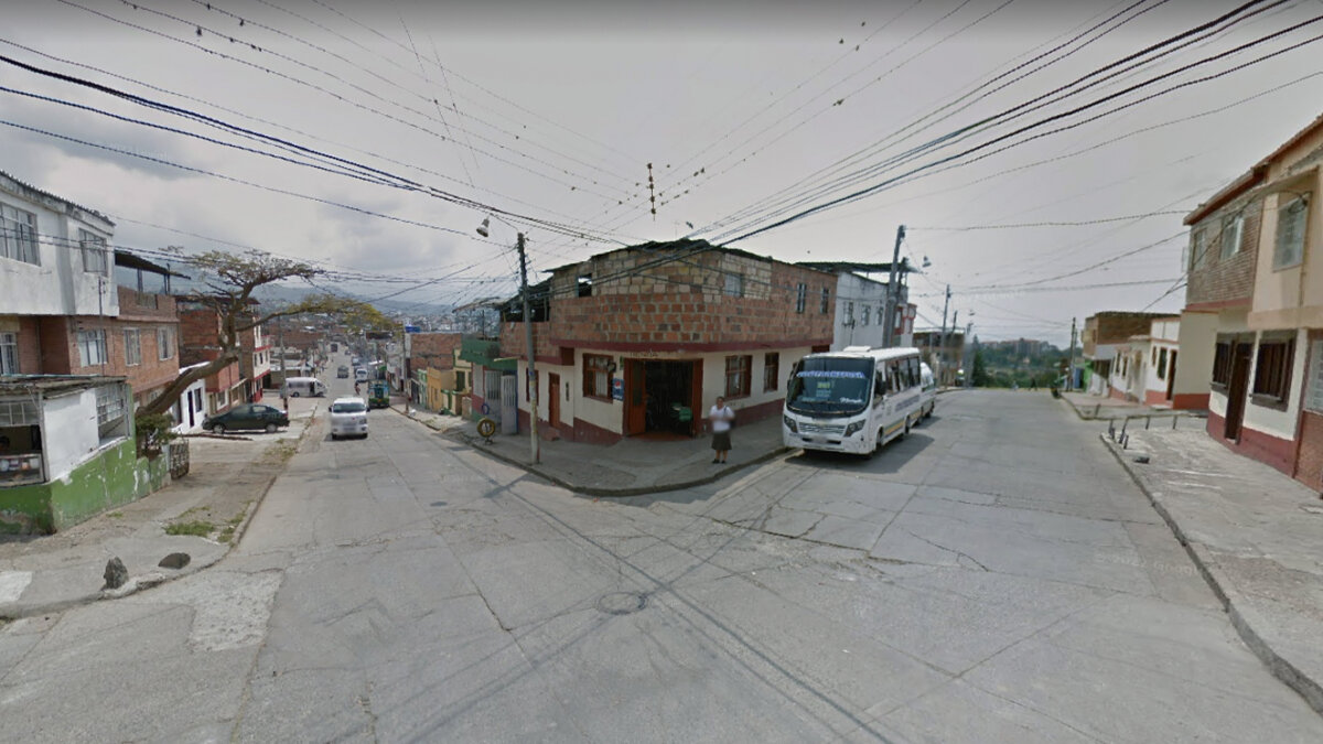 Asesinado a manos de su cuñada Este fin de semana ocurrió un lamentable caso de homicidio en Fusagasugá, Cundinamarca. La víctima, un hombre residente en el municipio, se encontraba departiendo con su victimaria en completa tranquilidad cuando de repente la charla que sostenían empezó a subirse de tono y pronto mutó a una violenta riña en la que el hoy occiso resultó fatalmente herido. La agresora, quien era su cuñada, fue capturada en flagrancia.