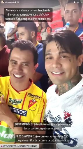 Cossio hizo la apuesta del siglo y ahora le tendrá que pagar a Jhonny Rivera 1 Cossio hizo la apuesta del siglo y ahora le tendrá que pagar a Jhonny Rivera En la final del torneo de fútbol profesional colombiano, Yeferson Cossio y Jhonny Rivera coincidieron en la misma tribuna del estadio Hernán Ramírez Villegas de Pereira. Ambos aprovecharon la oportunidad para hacer la apuesta del siglo.