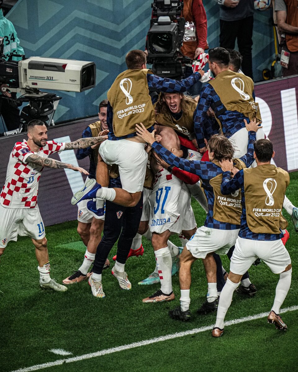 Tristeza en Brasil, Croacia la elimina en penales y avanza a semifinales 1 Tristeza en Brasil, Croacia la elimina en penales y avanza a semifinales 120 minutos y penales, fueron necesarios para conocer el primer semifinalista del Mundial de Catar y se da sorpresa, Croacia elimina Brasil en los penales.