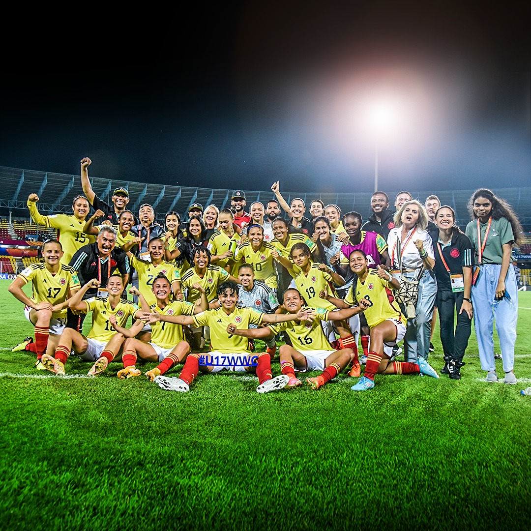 El 2022 fue el gran año de nuestras calidosas Por primera vez se realizó en nuestro país la Copa América Femenina de Fútbol. Y ante la exigencia de hacer respetar la localía, la Selección Colombia, dirigida por Nelson Abadía, no defraudó. El equipo solo perdió un partido, el de la final contra Brasil. Gracias a su gran participación logró el cupo al Mundial de Nueva Zelanda de 2023 y a los Juegos Olímpicos de París (Francia) 2024.