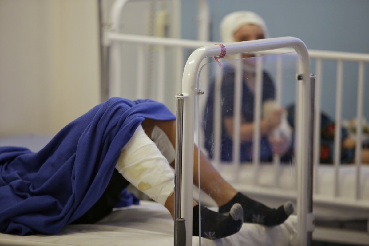 Aumentan a 466 los quemados con pólvora en Colombia De acuerdo al boletín número 26 emitido por el Instituto Nacional de Salud (INS), en Colombia a lo largo de esta temporada de fin de año, 466 personas han resultado lesionadas a causa del mal uso de la pólvora.