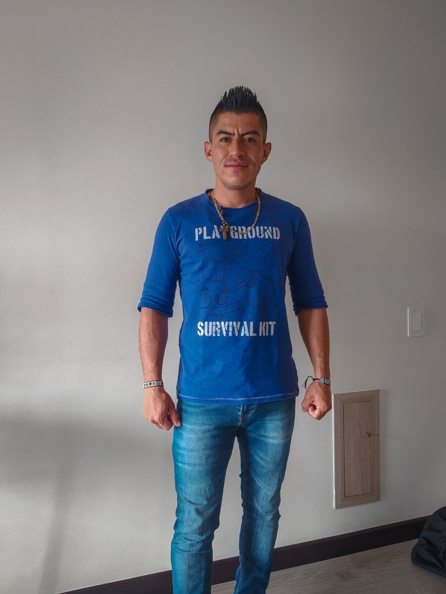 En mortal riña mataron a Alberto en Funza En medio de una aparatosa riña ocurrida en pleno parque principal del municipio de Funza, un hombre de 39 años murió luego de ser atacado por un sujeto, al parecer habitante de calle, quien le propinó una mortal puñalada.