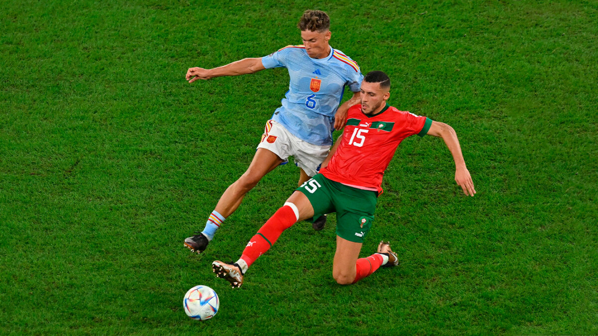 Marruecos y España se enfrentan en busca del pase a cuartos de final España y Marruecos empataron 0-0 al término de los noventa minutos reglamentarios en su duelo de octavos de final del Mundial de Catar-2022 y el cruce fue a la prórroga para decidir quién se queda con el billete para cuartos de final.