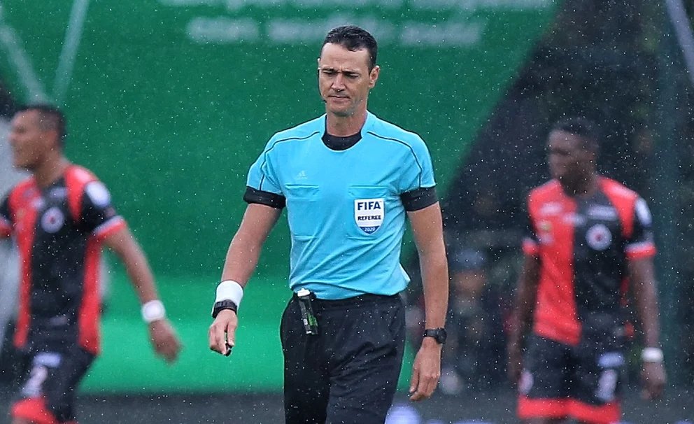 El colombiano Wilmar Roldán, nominado a mejor árbitro del mundo 1 El colombiano Wilmar Roldán, nominado a mejor árbitro del mundo El oriundo de Remedios, Antioquia ya había sido nominado en el año 2015, en esa oportunidad fue clasificado como el séptimo mejor árbitro del planeta.