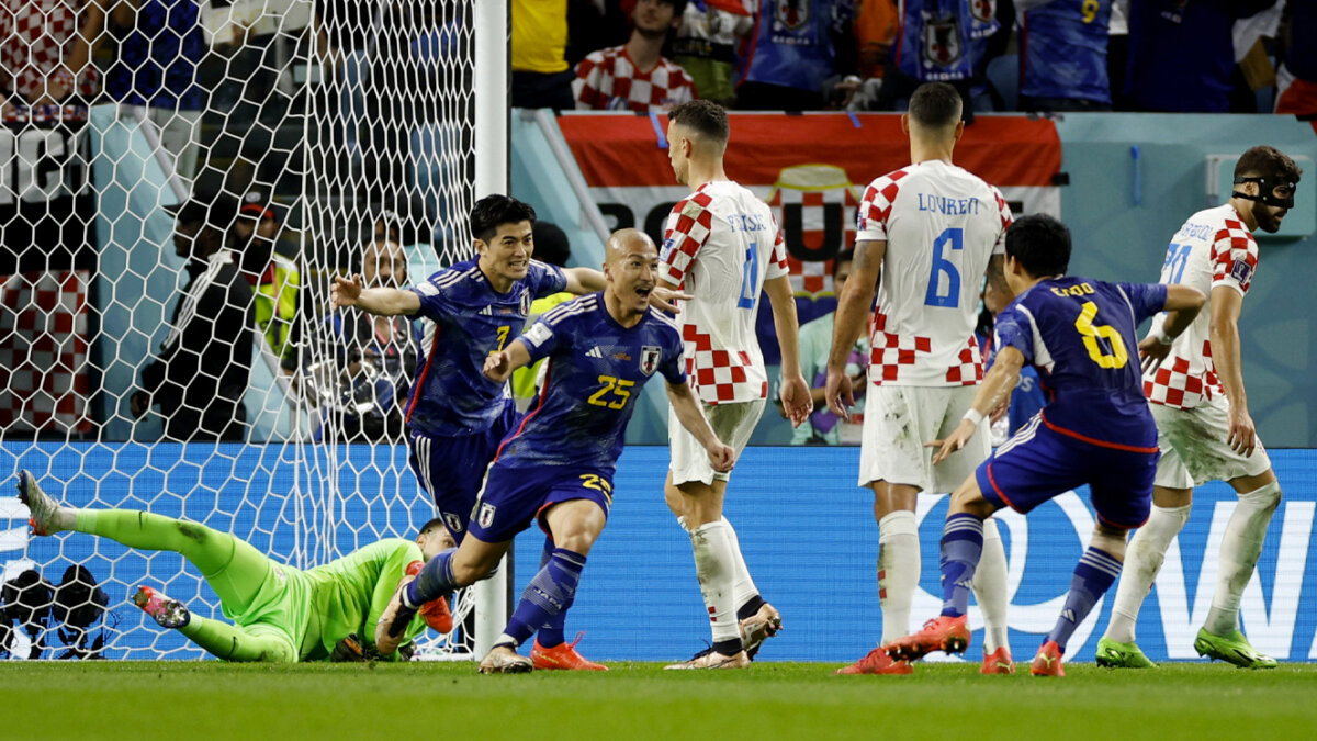 Japón y Croacia buscan un tiquete a los cuartos de final El marcador no se desempato y el ganador se definirá con un la tanda de penales. En el momento el japón comenzó perdiendo.