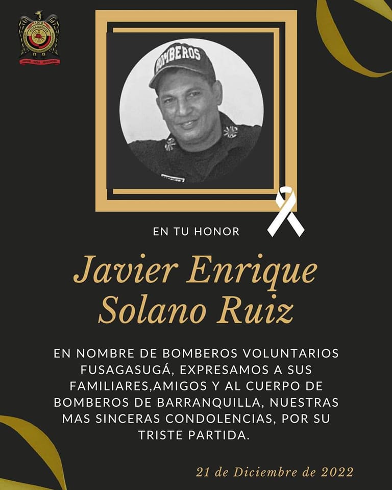 La historia del bombero que murió controlando el incendio en Barranquilla 2 La historia del bombero que murió controlando el incendio en Barranquilla El sargento Javier Enrique Solano Ruiz, quien murió la madrugada de este miércoles mientras controlaba una conflagración que se registró en la zona industrial de la vía 40, en Atlántico, dedicó la mitad de su vida a servirle al cuerpo de Bomberos.