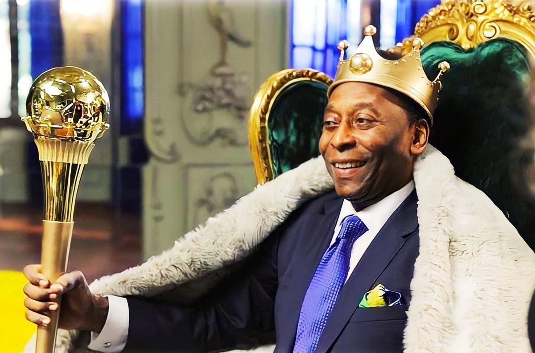Los números de Pelé con los que se podría ganar el chance El exastro brasileño, Edson Arantes do Nascimento​, más conocido como Pelé, falleció este jueves, 29 de diciembre, a sus 82 años. Esta noticia enluta y golpea al mundo, pero también, significa para sus seguidores una “oportunidad” en la que le apostarán a la suerte para ganar el chance.