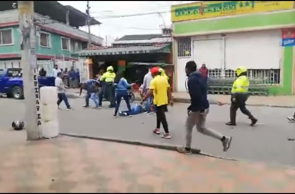 Balance del fin de semana de Navidad: más de 14 mil riñas reportó la Policía 1 Balance del fin de semana de Navidad: más de 14 mil riñas reportó la Policía La Policía Nacional presentó un balance de los hechos que se registraron durante el pasado fin de semana de Navidad y Pascuas en todo el país.