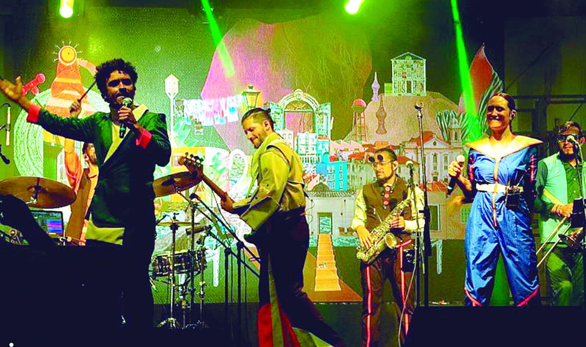 Disfrute en familia de estos planes al gratín en la Noche de las Velitas Hoy en todo el país se celebra la Noche de Velitas, y como ya es tradición todos los años, las familias aprovecharán esta oportunidad para compartir y salir a disfrutar de las actividades programadas por los gobernadores locales.