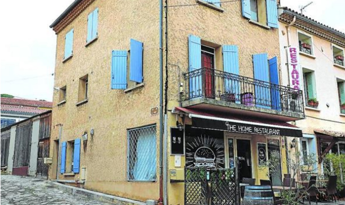 ¡Aterrador! policía encontró 2 bebés muertos dentro de un congelador Un trágico y espeluznante hecho sacudió a los residentes de la localidad de Bédoin, sureste de Francia, luego de conocer la existencia de dos bebés muertos al interior de un congelador.