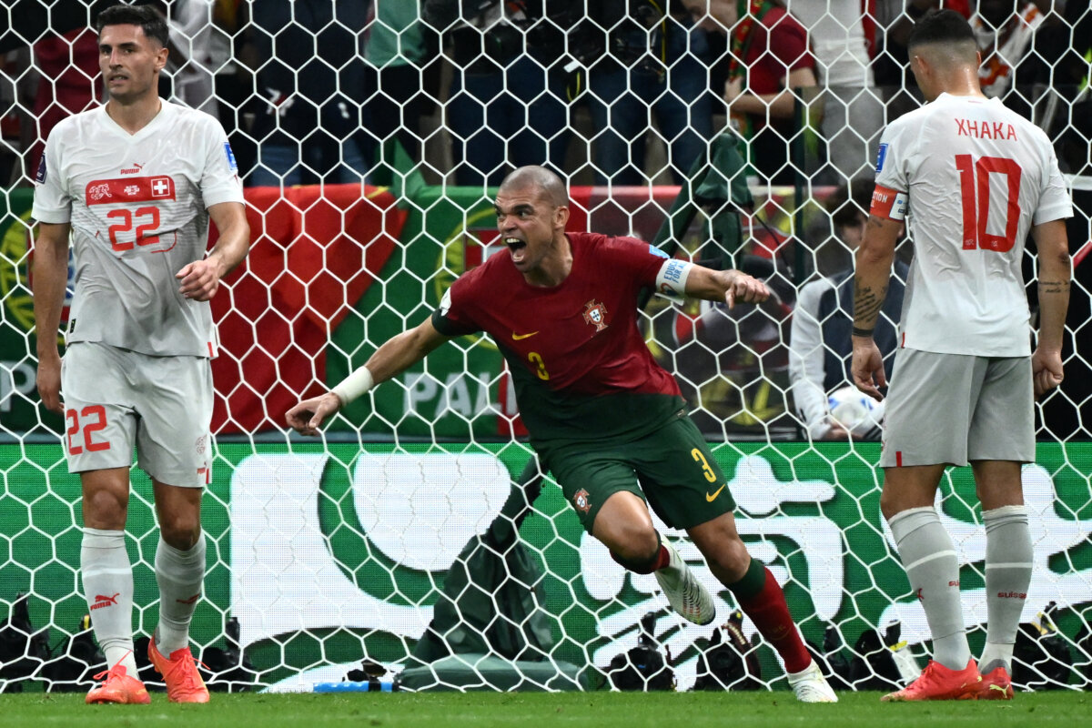 Portugal se disputa la entrada a cuartos de final sin Cristiano 2 Portugal se disputa la entrada a cuartos de final sin Cristiano El último partido de esta fase de octavos de final, lo protagonizarán las Selecciones de Portugal y Suiza, donde el CR7 y su combo golearon a sus rivales 6-1.