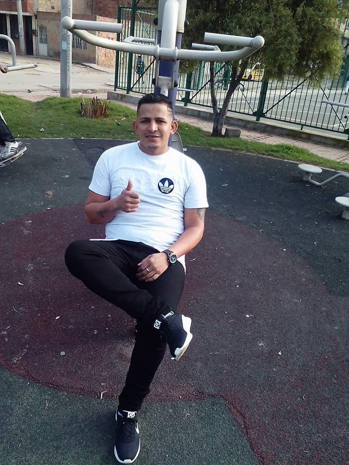 Reinaldo perdió su batalla con la muerte 1 Reinaldo perdió su batalla con la muerte En horas de la mañana del martes el corazón de Reinaldo Antonio Pérez Alvarado dejó de latir tras batallar por su vida en el Hospital de Kennedy, luego de ser vilmente baleado en días anteriores en la localidad octava.