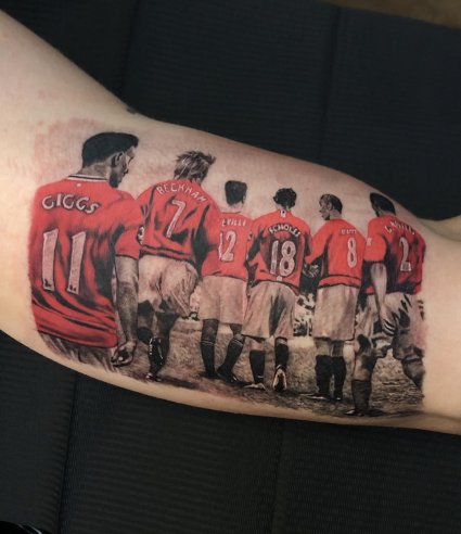 Aficionado a Messi le pagó $5 millones a tatuador colombiano 1 Aficionado a Messi le pagó $5 millones a tatuador colombiano El talentoso tatuador colombiano Arvey Pérez, conocido como APZ, se ha convertido en la sensación en Europa, a tal punto que cobra $670.000 por una hora de su trabajo.