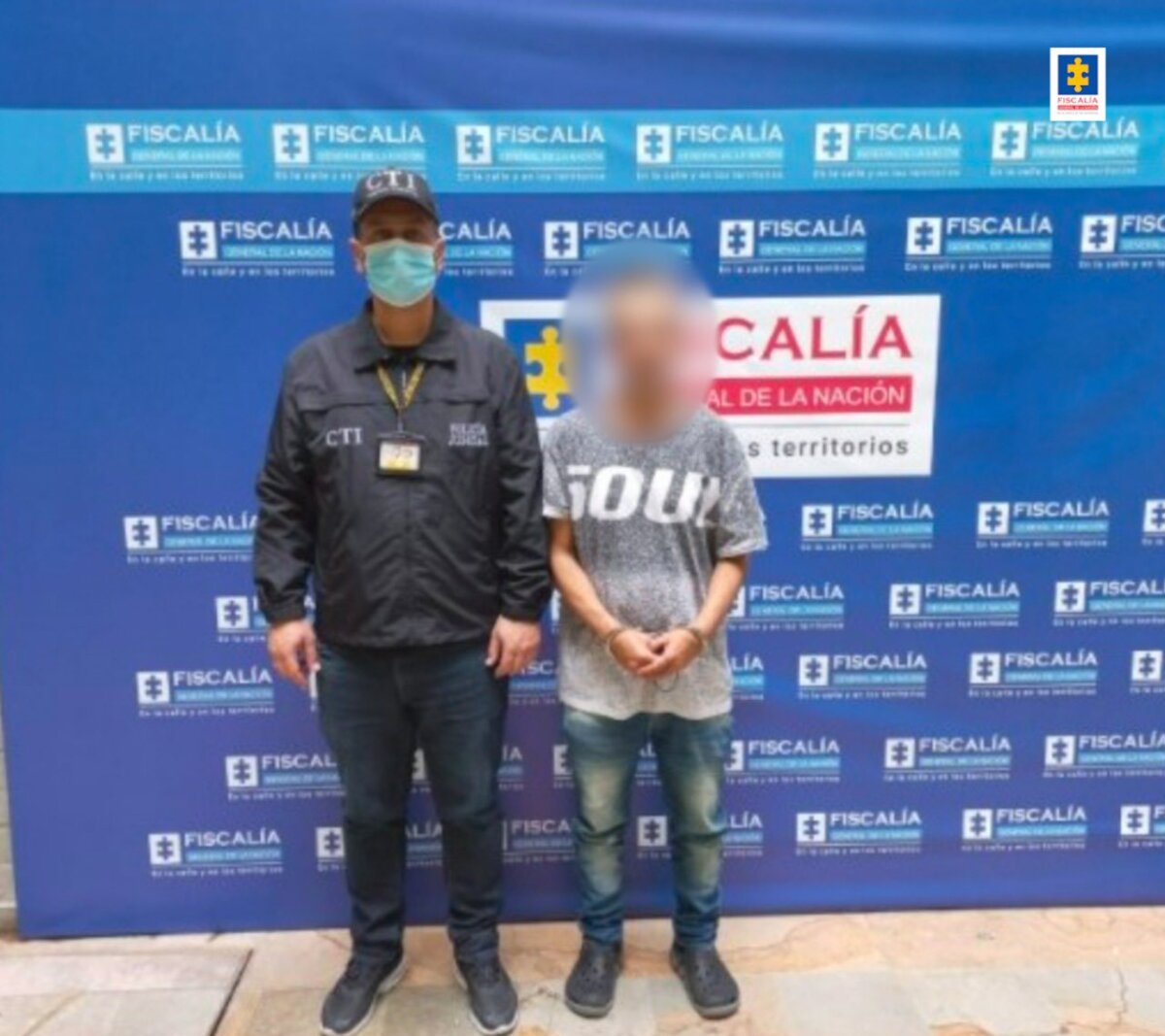 40 años de cana para sujeto que mató a su esposa e hijo 1 40 años de cana para sujeto que mató a su esposa e hijo Un juez penal condenó a un hombre a 40 años de cárcel como responsable del feminicidio de su excompañera sentimental y el asesinato de su hijo.