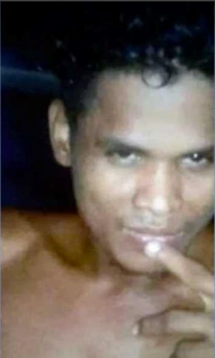 A la cana mujer que mató a su esposo con el pico de una botella Ante un juzgado de Barranquilla, la Fiscalía Seccional Atlántico presentó en audiencia concentrada a una mujer, presuntamente, responsable del crimen de su compañero sentimental de 32 años, en hechos ocurridos al amanecer del 1 de enero de este año en el municipio de Soledad, Atlántico.