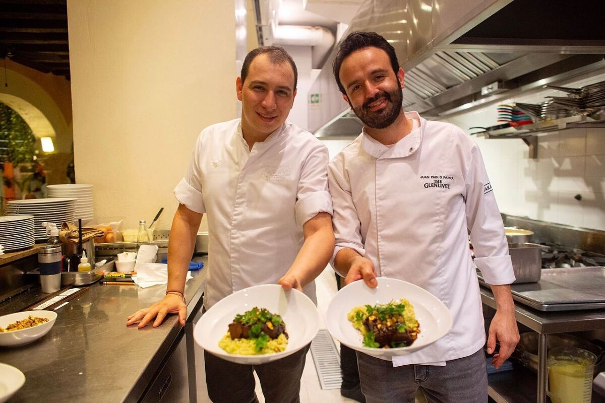 Aliste el estómago: regresa una nueva edición de Alimentarte Food Festival en Bogotá Tras su aplazamiento en noviembre pasado por las fuertes lluvias que azotaron a la capital del país, la edición número 20 de Alimentarte Food Festival ya tiene nueva fecha de realización.