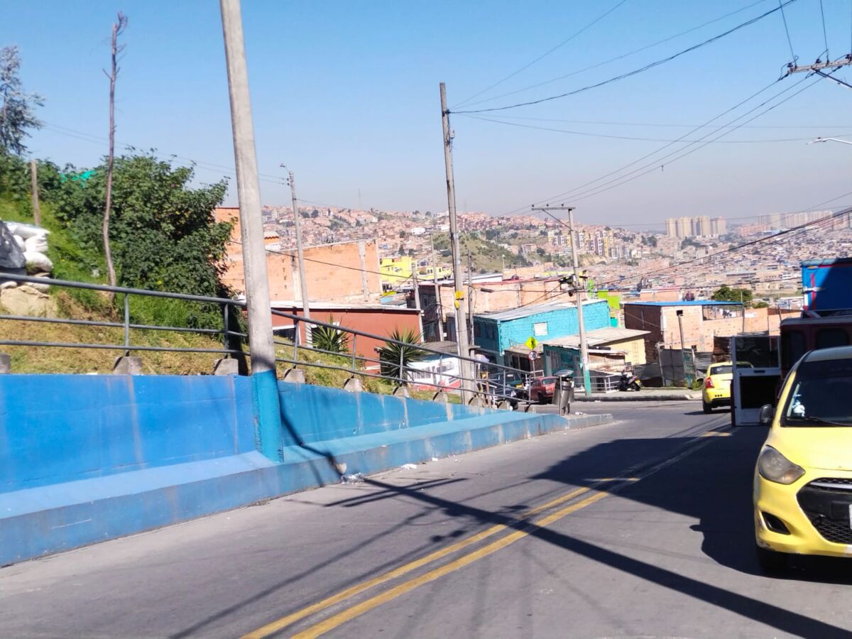 Asesinan a bala a Juan Edisson en Ciudad Bolívar La víctima del crimen, de 32 años, quedó sin vida en una de las cuadras del barrio Compartir (Ciudad Bolívar).