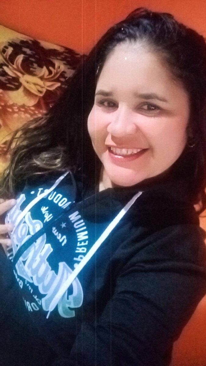 Atroz feminicidio en San Bernardino 1 Atroz feminicidio en San Bernardino Sumidos en un inmenso dolor y tristeza se encuentran los familiares de Norkis Jackeline Alvares, una mujer de 44 años, que llegó desde Venezuela hace poco tiempo para reunirse con su pareja sentimental, un hombre de ese país que le pintó una vida ‘color de rosa’, pero que finalmente fue el responsable de segar su existencia el sábado 21 de enero.