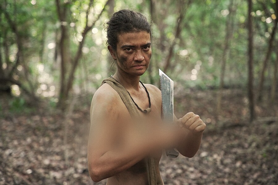 Supervivencia al desnudo llega a la selva de Colombia 1 Supervivencia al desnudo llega a la selva de Colombia Personas de Colombia, México y Argentina, tanto expertos en el arte de sobrevivir en lugares y situaciones hostiles, como novatos, hacen parte de la más reciente temporada de Supervivencia al desnudo de Discovery.