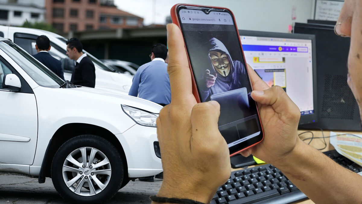 ¡Cuidado! Pille la nueva modalidad de estafa en Apps de transporte Las aplicaciones de transporte se han vuelto muy populares y los ciudadanos optan por usarlas por la facilidad de movilizarse y la comodidad de los servicios. Sin embargo, no todo puede ser color de rosa y se han presentado inconformidades con algunas aApps, pues los conductores se pasan de listos y estafan a los usuarios.