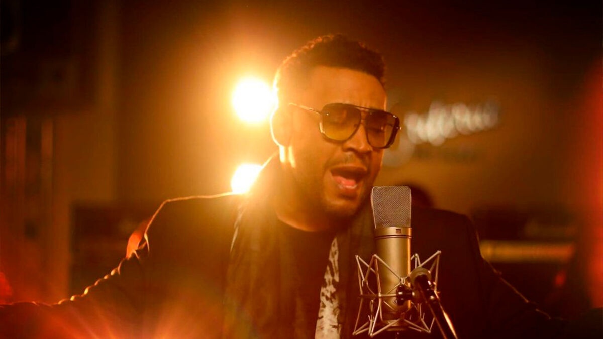 Don Omar habló luego de ser detenido por estafa en Bolivia Por problemas en 2 conciertos, las autoridades bolivianas emitieron una orden de captura contra el cantante de reggaeton Don Omar. El hermano del artista y el dúo puertorriqueño Zion y Lennox también están involucrados