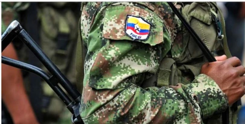 Liberaron a soldado que estaba secuestrado por disidencias de las Farc 1 Liberaron a soldado que estaba secuestrado por disidencias de las Farc El Comité Internacional de la Cruz Roja (CICR) recibió a un soldado del Ejército colombiano que se encontraba en poder del frente 37 de las disidencias de las Farc que había sido secuestrado en zona rural del Sur de Bolívar.