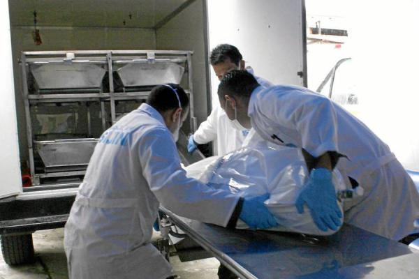 Macabro: encuentran cuerpo embolsado en Bosa En las últimas horas, se conoció que fue encontrado el cadáver de un hombre dentro de bolsas en plena vía pública en el barrio Vega Baja, en la localidad de Bosa.