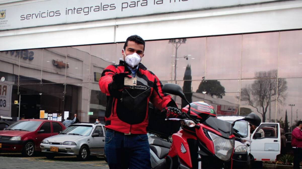 No se duerma con la renovación de su licencia de conducir A los moteros cuyas licencias de conducción vencieron durante el mes de enero se les viene el trámite de renovación de este documento, el cual tendrán plazo de completar hasta el próximo 20 de junio del presente año.