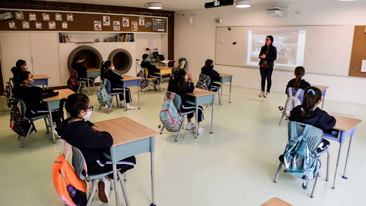 ¡Ojo! Consejos para preparar a sus hijos y que no sufran por el regreso a clases Siga estos consejos para que las niños y niñas no sufran de síndrome posvacacional al momento de retornar a clases.