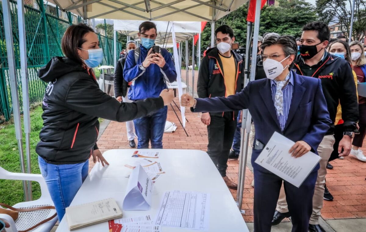 Este 31 de enero se cierran inscripciones del programa 'Parceros de Bogotá' Los jóvenes entre 18 a 28 años y seis meses de edad, se podrían beneficiar del auxilio económico que está entregando el Distrito a través de la Secretaría Distrital de Integración Social.