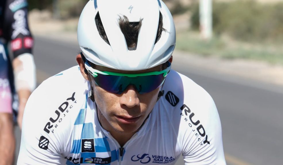 'Superman' López se mantiene líder de la vuelta a San Juan A falta de una etapa, el colombiano Miguel Ángel 'Superman' López se mantiene líder de la Vuelta a San Juan que se corre por tierras argentinas.