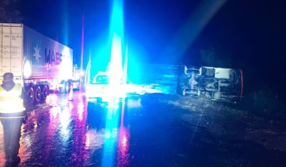 7 personas heridas dejó accidente de bus que cubría Pereira - Bogotá 1 7 personas heridas dejó accidente de bus que cubría Pereira - Bogotá Tremendo susto se llevaron los pasajeros de un bus en la madrugada de este sábado 14 de enero, luego de que un bus que cubría la ruta Pereira - Bogotá, sufriera un volcamiento en la altura del kilómetro 6, tramo Chicoral.