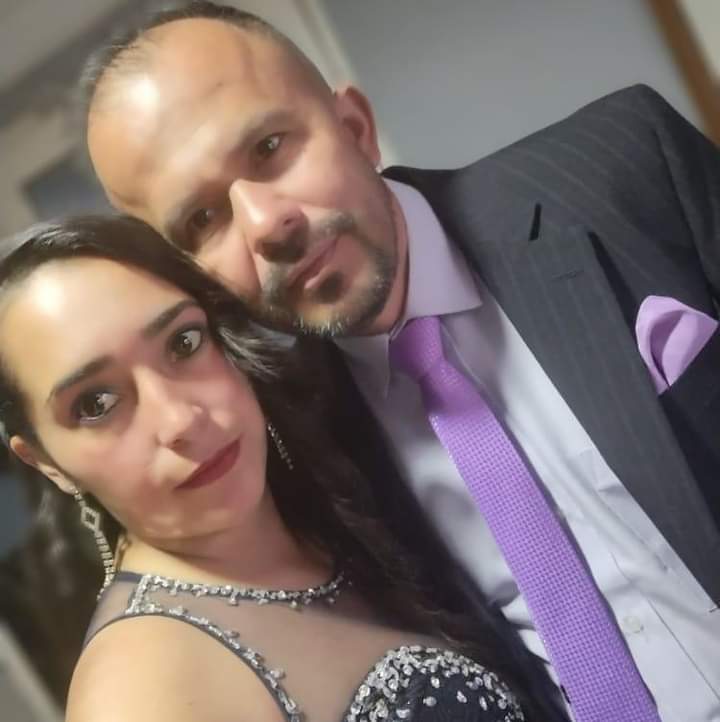 Pareja perdió la vida en una explosión en Usme 1 Pareja perdió la vida en una explosión en Usme Los terribles momentos de angustia y dolor que vivieron los residentes del barrio Chuniza, en la localidad de Usme, en la tarde del 28 de diciembre del año pasado no podrán ser borrados de sus memorias, y menos luego de enterarse que tras la explosión que se registró, la pareja que resultó afectada falleció.