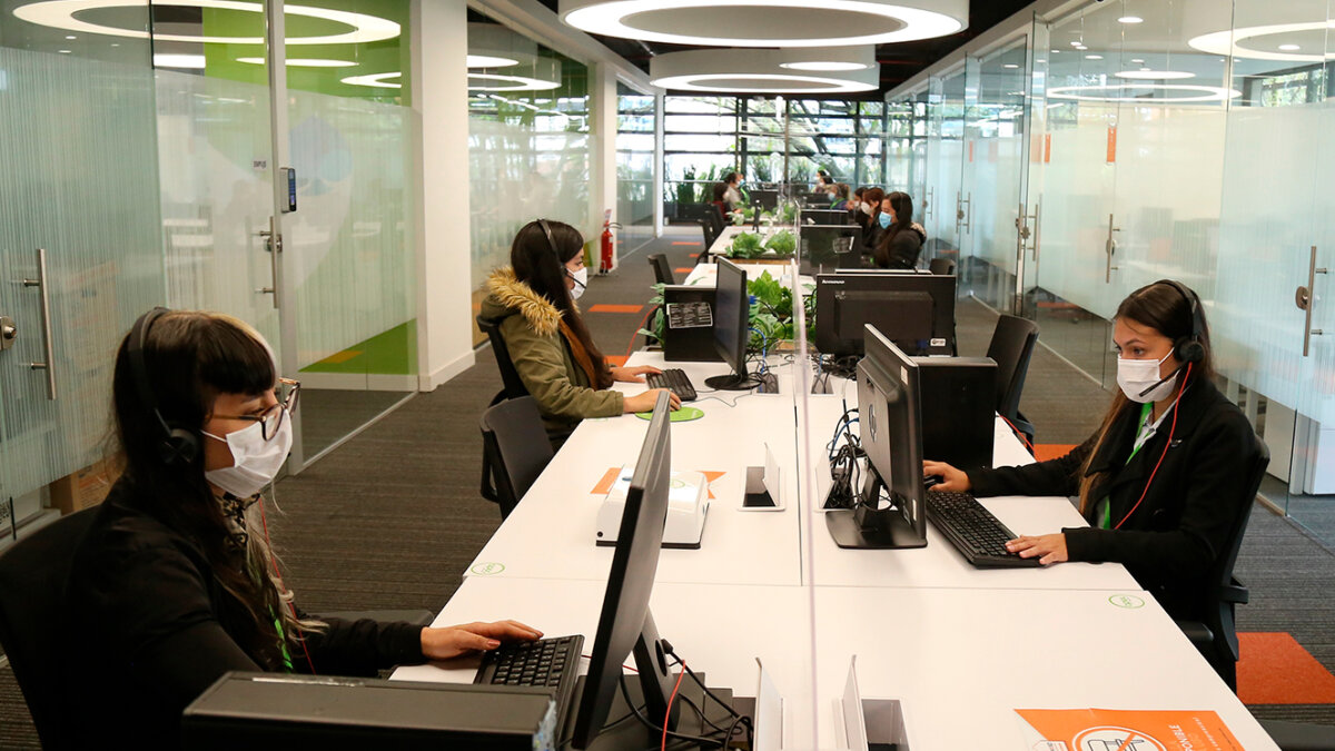 Métale ganas a arrancar el año con trabajo En Bogotá los índices de desempleo aún continúan altos. Pese a que en este momento es del 9,6 %, se estima que hay más de 31.000 habitantes en la capital que necesitan una oportunidad laboral.
