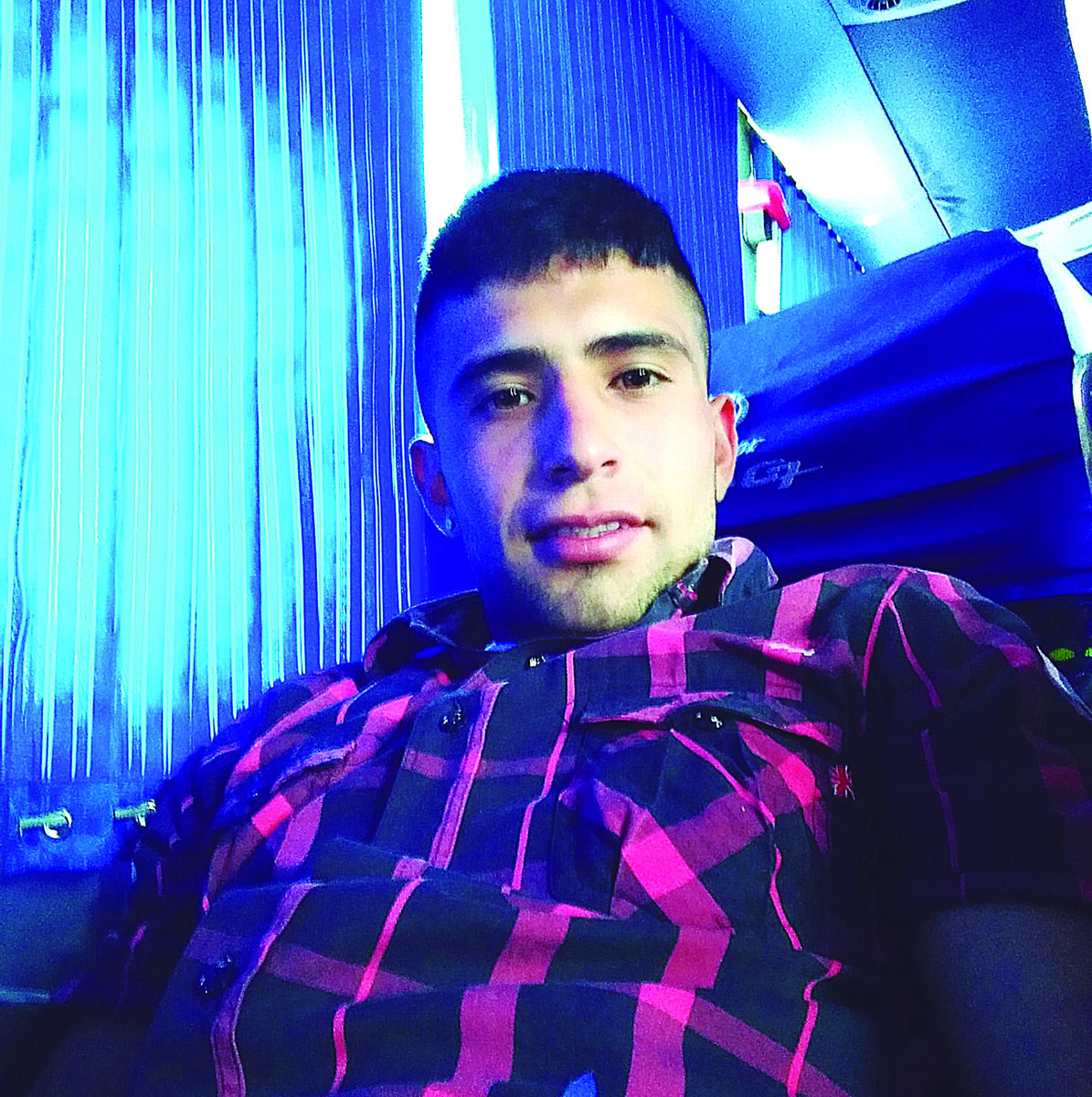 Entre tragos mataron a Fabián en Ciudad Bolívar Mientras se encontraba departiendo unos tragos sobre la madrugada del domingo 8 de enero, lo último que se le habría pasado por la cabeza a Fabián Andrés Perdomo fue que ese sería su último día con vida, puesto que nada alrededor parecía tener pinta de que la situación se tornaría peligrosa.