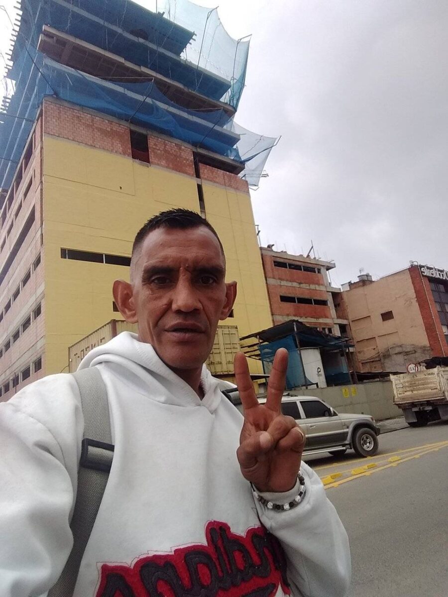 Gustavo aparece muerto en El Meissen Un cartel con la foto de Gustavo Adolfo Ayala Carreño (44 años) circulaba desde el pasado 1° de enero en redes sociales. En él sus familiares decían que se encontraba desaparecido desde el 31 de diciembre.