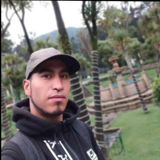Asesinan a bala a Juan Edisson en Ciudad Bolívar 2 Asesinan a bala a Juan Edisson en Ciudad Bolívar La víctima del crimen, de 32 años, quedó sin vida en una de las cuadras del barrio Compartir (Ciudad Bolívar).